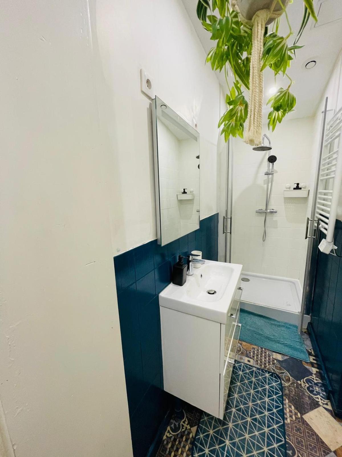 Appartement Oasis De Confort Tourcoing Exteriör bild