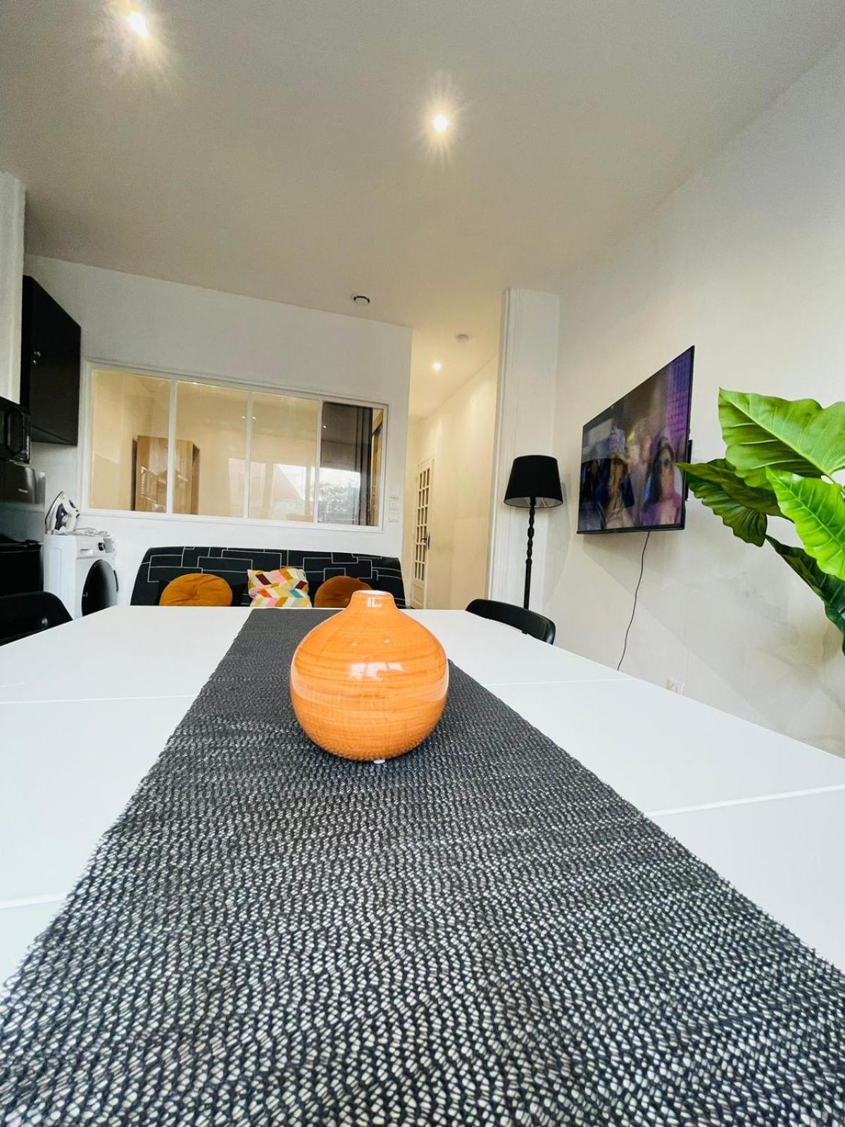 Appartement Oasis De Confort Tourcoing Exteriör bild
